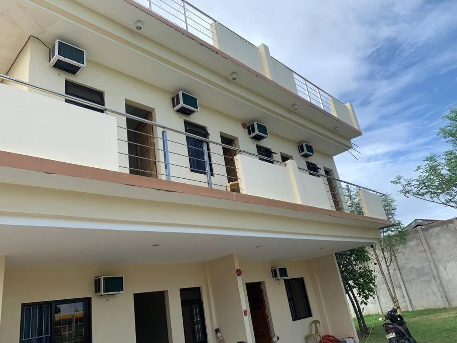 Dumaguete City Lee'S Apartment מראה חיצוני תמונה